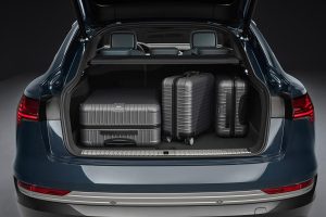 Audi-e-tron-Sportback-55-quattro-(9)