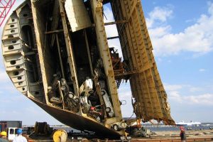 Car_Wreck_Tricolor_6