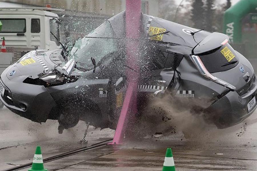 Σοκάρουν τα crash test της DEKRA (+videos)