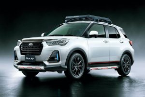 Daihatsu-Rocky-2019-(2)