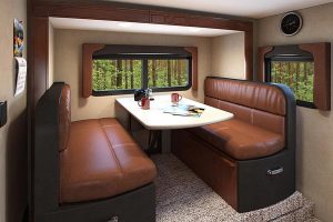 F-350-Overland-Camper-005