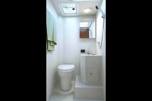 F-350-Overland-Camper-007