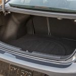 Hyundai-Elantra-2019-(8)