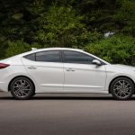 Hyundai-Elantra-2019-(9)