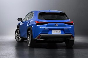 Lexus_UX_300e9
