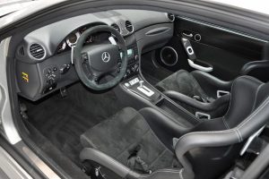Mercedes-CLK-DTM-AMG-Coupe-W209-(8)