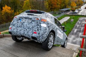 Mercedes-GLA-2019-(2)