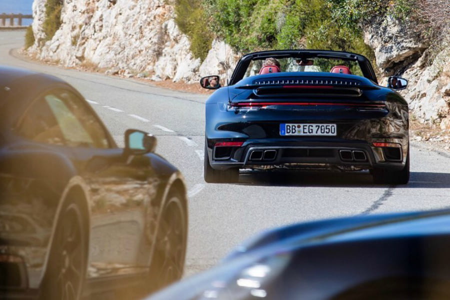 https://autogreeknews.gr/wp-content/uploads/2019/11/Porsche_911_Turbo_2020_2.jpg