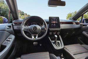 Renault-Clio-R.S.-Line-(4)