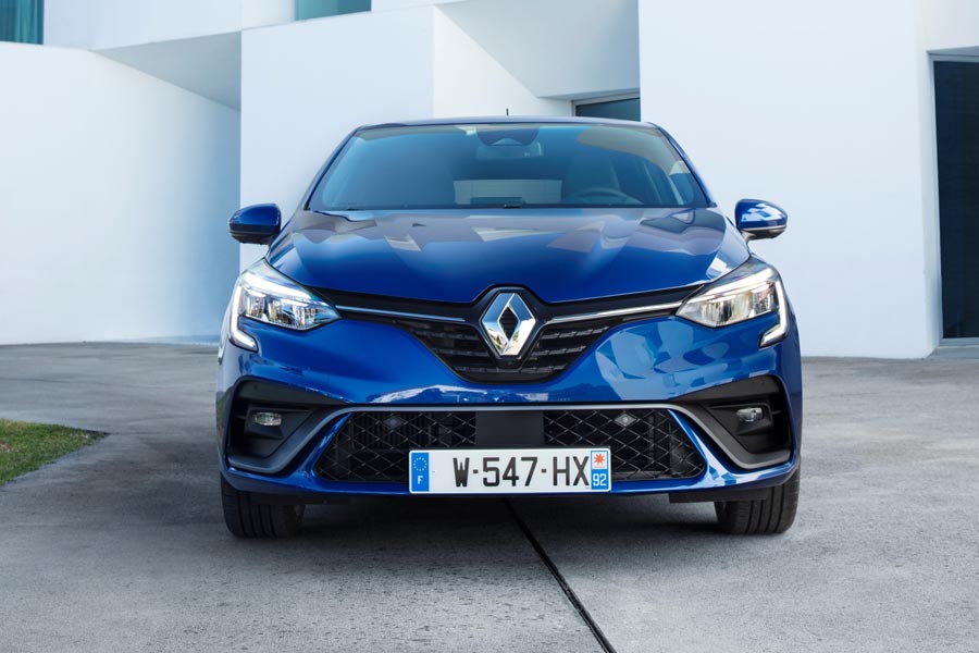 https://autogreeknews.gr/wp-content/uploads/2019/11/Renault-Clio-R.S.-Line-7.jpg