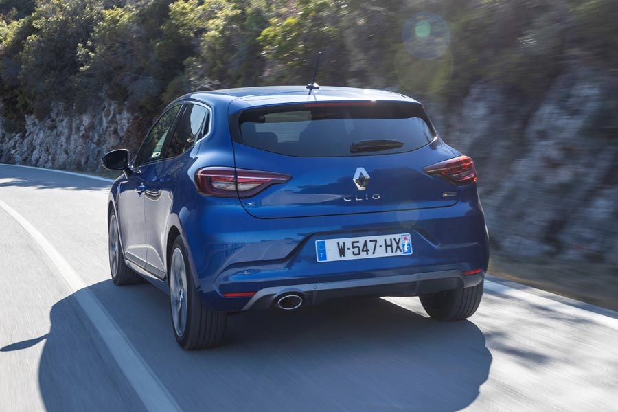 https://autogreeknews.gr/wp-content/uploads/2019/11/Renault-Clio-R.S.-Line-8.jpg