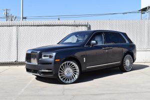 Rolls-Royce_Cullinan_2019_Forgiato_01_800_600