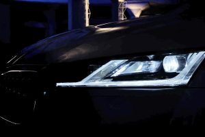 SKODA_OCTAVIA_teaser-2