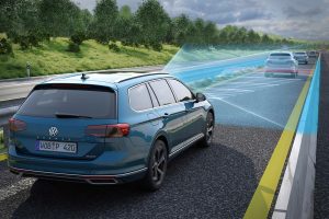 VW-Passat-IQ.Drive-(1)