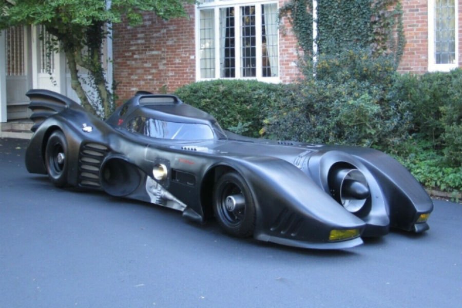 https://autogreeknews.gr/wp-content/uploads/2019/11/batmobile.jpg