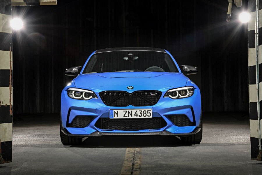 https://autogreeknews.gr/wp-content/uploads/2019/11/bmw-m2-cs4.jpg
