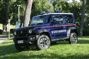 suzuki jimny carabinieri