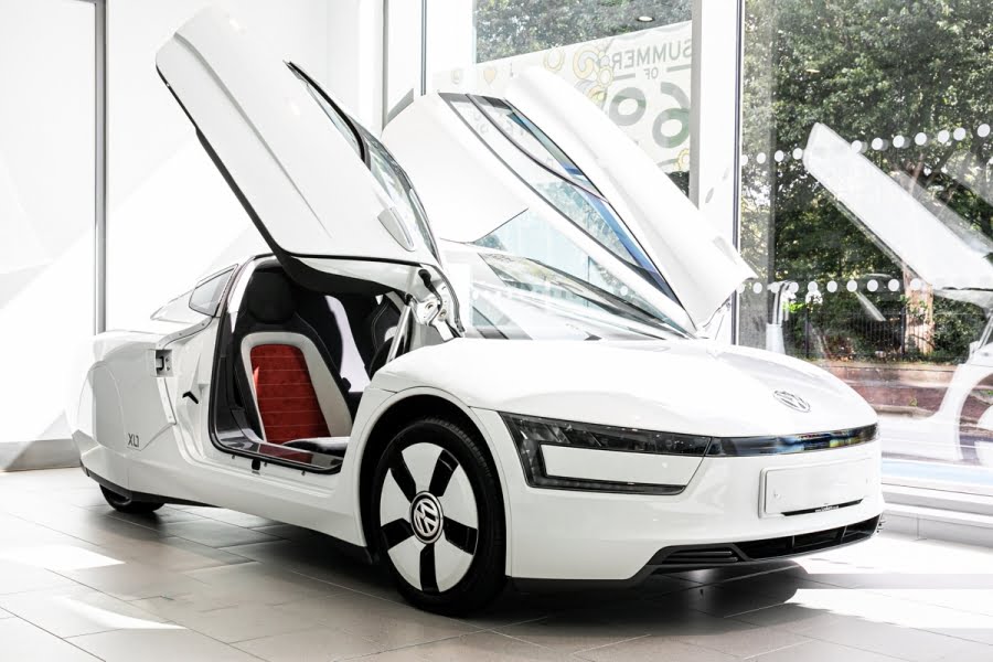 https://autogreeknews.gr/wp-content/uploads/2019/11/vw-xl1-auction7.jpg