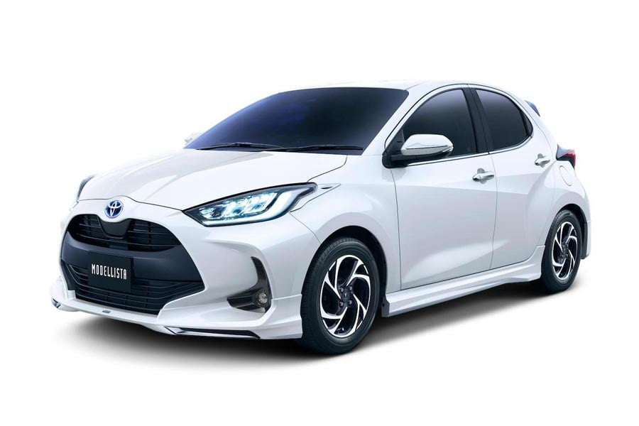 https://autogreeknews.gr/wp-content/uploads/2019/12/2020-Toyota-Yaris-Modellista-accessories-1.jpg