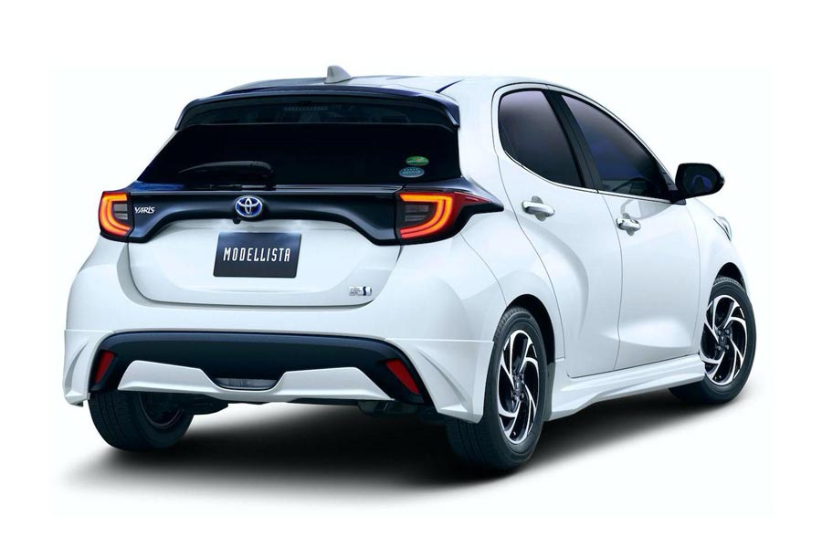 https://autogreeknews.gr/wp-content/uploads/2019/12/2020-Toyota-Yaris-Modellista-accessories-3.jpg