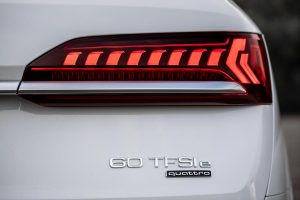 Audi-Q7-TFSI-e-quattro-(4)