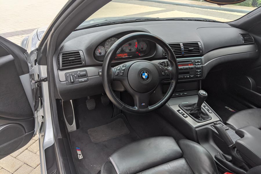 https://autogreeknews.gr/wp-content/uploads/2019/12/BMW-M3-2002-8.jpg