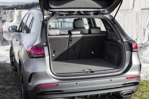 Mercedes-GLA-2019-(5)