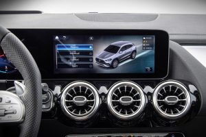 Mercedes-GLA-2019-(6)