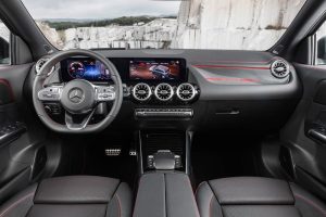 Mercedes-GLA-2019-(8)
