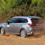 Mitsubishi Outlander PHEV (10)