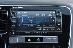 Mitsubishi Outlander PHEV (21)