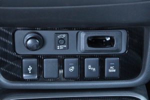 Mitsubishi Outlander PHEV (22)