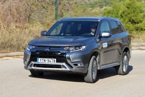Mitsubishi Outlander PHEV (3)