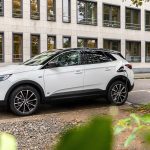 Opel-Grandland-X-PHEV-(4)