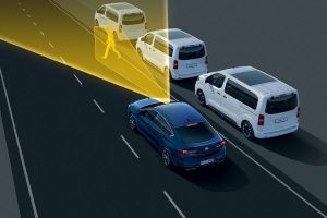 Opel-Insignia-2019-(10)