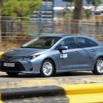 Toyota Corolla Sedan Hybrid (1)