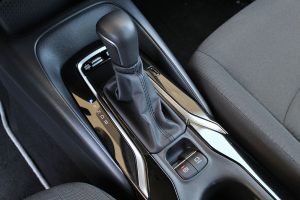 Toyota Corolla Sedan Hybrid (19)