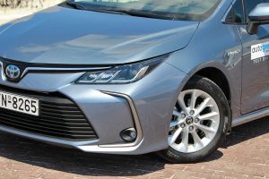 Toyota Corolla Sedan Hybrid (29)