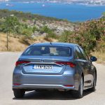 Toyota Corolla Sedan Hybrid (3)