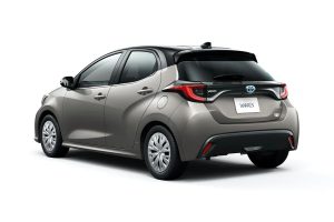 Toyota-Yaris-2020-(2)