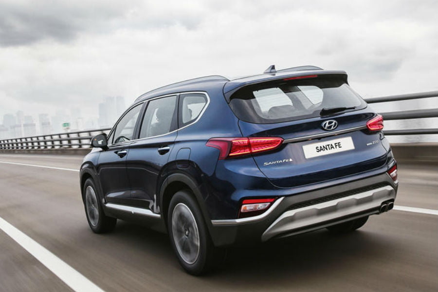 https://autogreeknews.gr/wp-content/uploads/2019/12/hyundai-santa-fe-3.5-v62.jpg