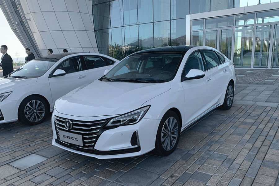 https://autogreeknews.gr/wp-content/uploads/2019/12/kineziko-arteon2.jpg