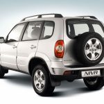 lada niva epistrofi spiti2