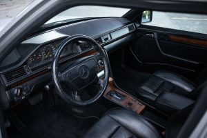 mercedes 300 station12