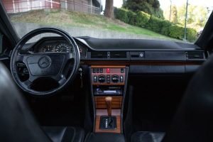 mercedes 300 station14