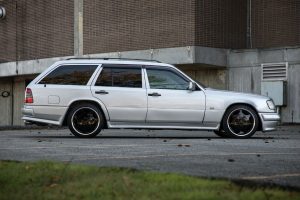 mercedes 300 station4