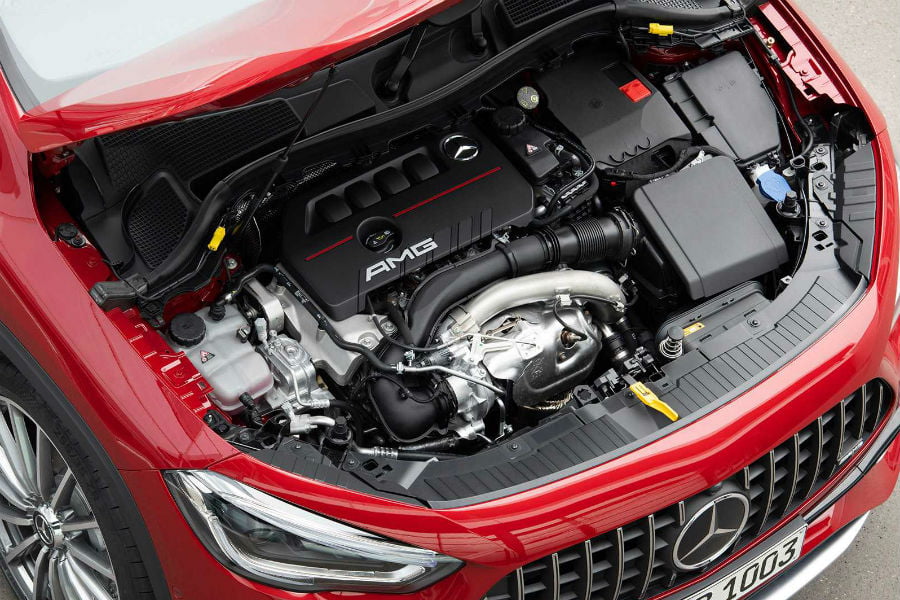 https://autogreeknews.gr/wp-content/uploads/2019/12/mercedes-gla35-amg7.jpg