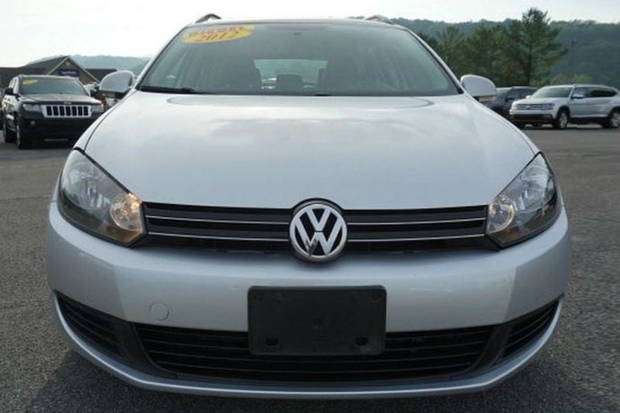 https://autogreeknews.gr/wp-content/uploads/2019/12/vw-jetta-tdi.jpg