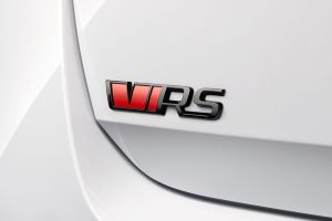 200124_SKODA_Octavia_RS_logo-1440×960