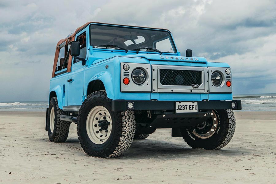https://autogreeknews.gr/wp-content/uploads/2020/01/Arkonik-Reef-Land-Rover-Defender-D90.jpg